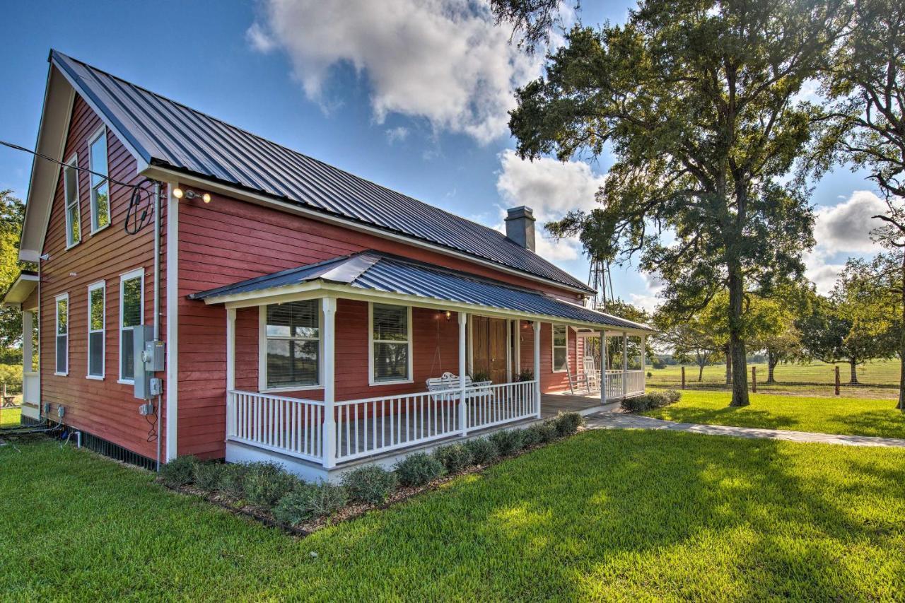 Peaceful Schulenburg Farmhouse With Fire Pit And Grill Экстерьер фото